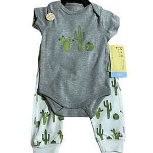 Monica + Andy Cactus 2-Piece Body Suit & Pants Set 🌵